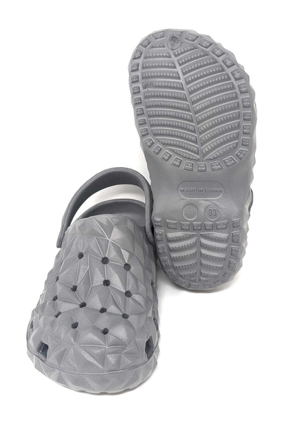 JEFFRICO Boys Lightweight Clogs Slip On Garden Shoes Breathable EVA Kids Shoes for Beach Pool and Outdoor Play