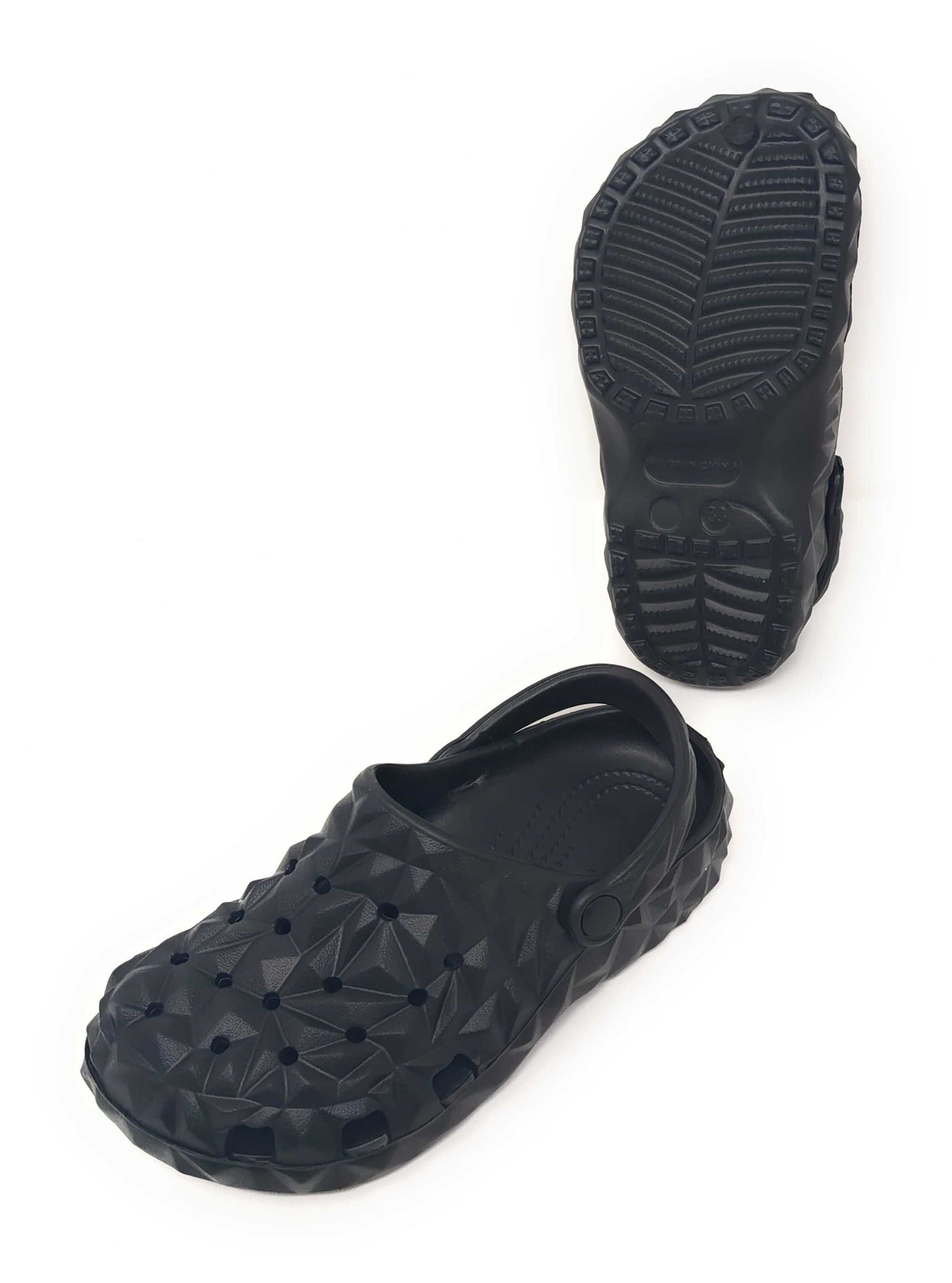 JEFFRICO Boys Lightweight Clogs Slip On Garden Shoes Breathable EVA Kids Shoes for Beach Pool and Outdoor Play