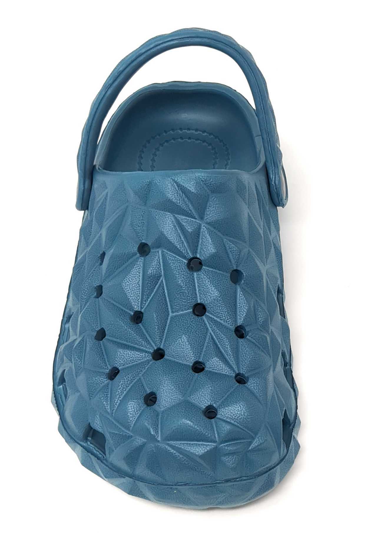 JEFFRICO Boys Lightweight Clogs Slip On Garden Shoes Breathable EVA Kids Shoes for Beach Pool and Outdoor Play