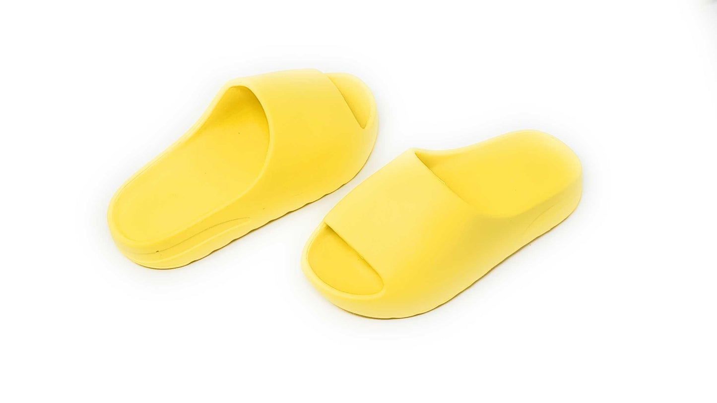 JEFFRICO Girls Cloud Slides Soft Cushioned Slide Sandals Lightweight Open Toe Slip On Sandals